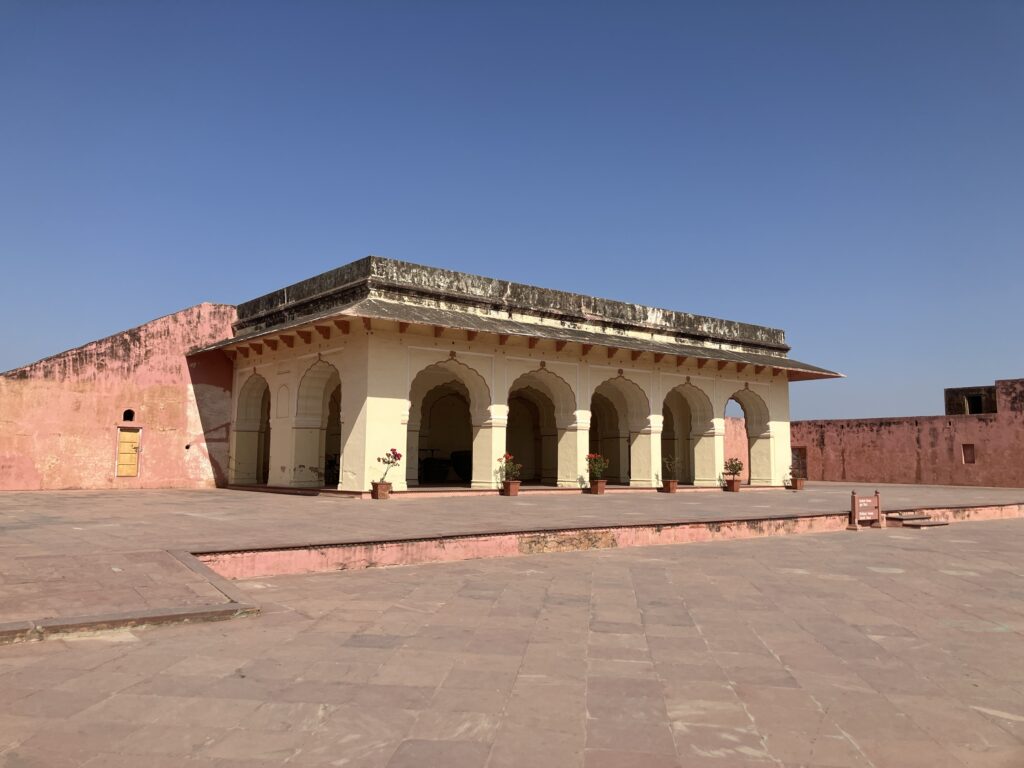 Jaigarh Fort & Nahargarh Fort