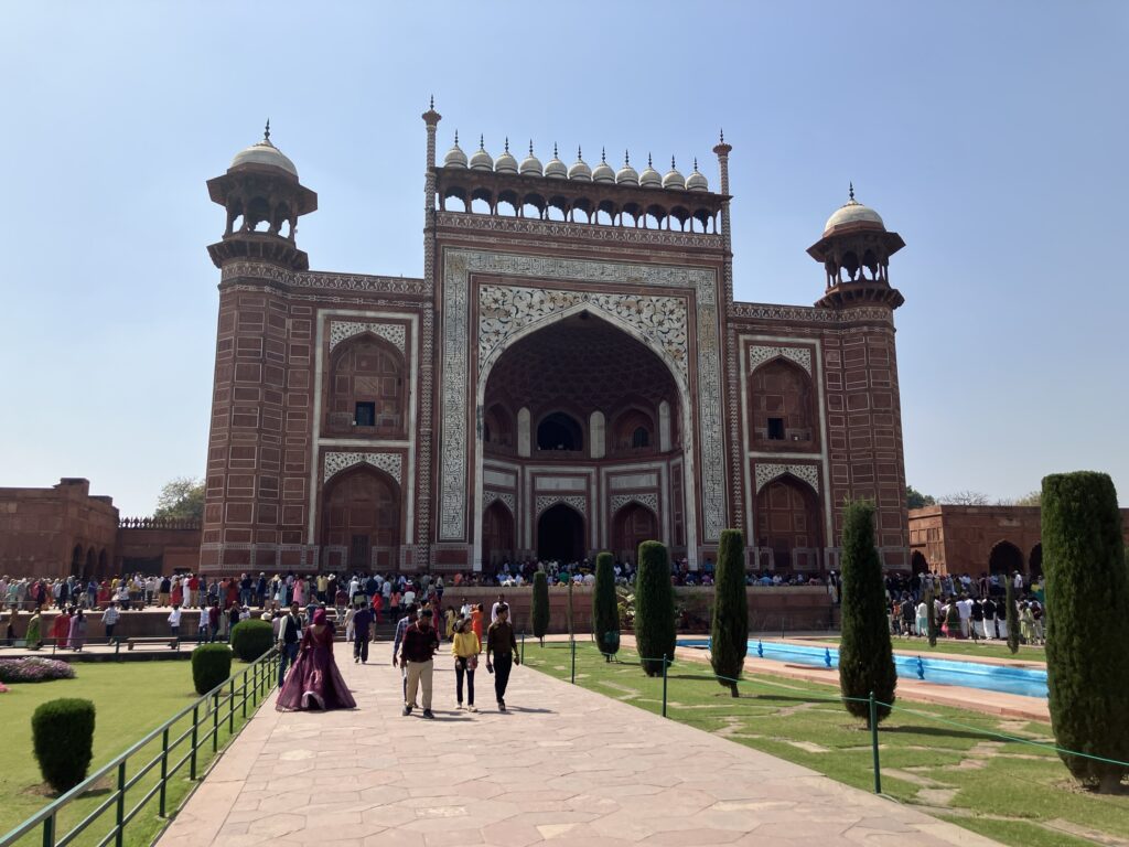 Taj Mahal & Agra Fort