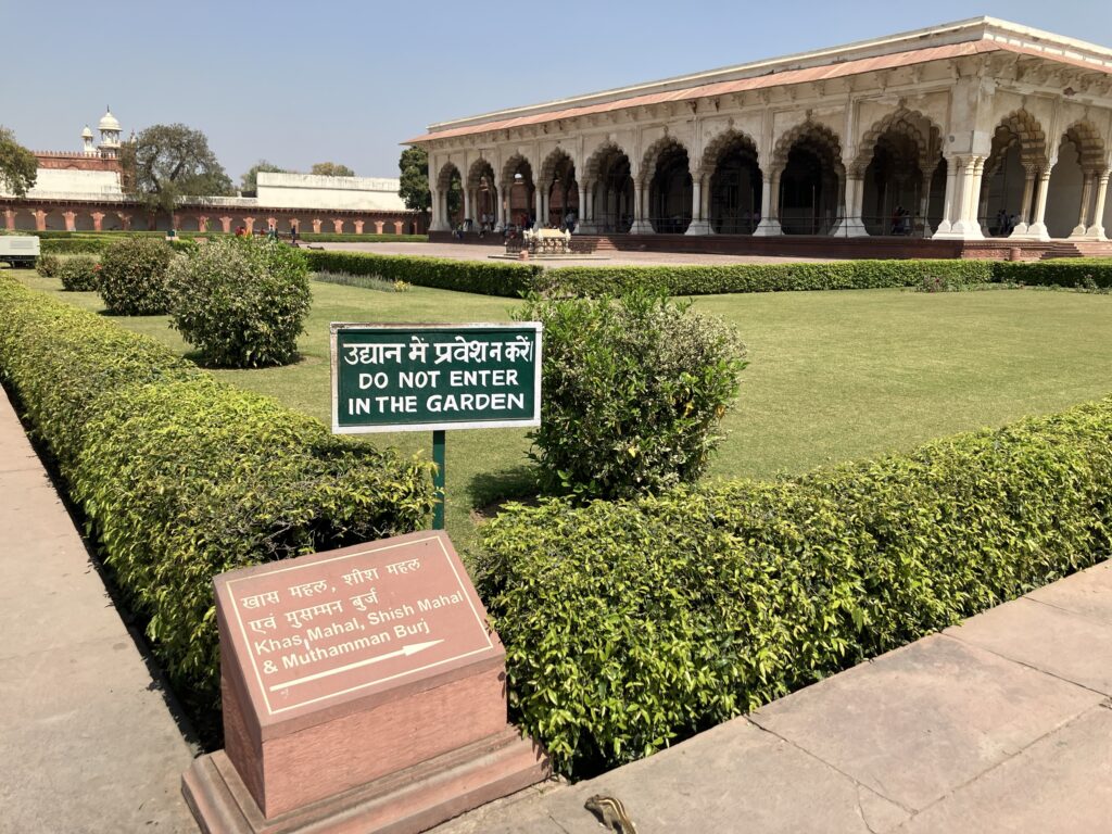 Taj Mahal & Agra Fort